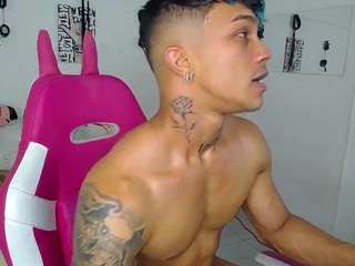 leonardprice1 Live Webcam on CamSoda