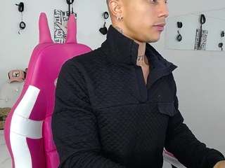 leonardprice1 Live Webcam on CamSoda