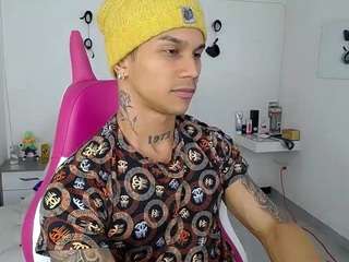 leonardprice1 Live Webcam on CamSoda