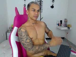 leonardprice1 Live Webcam on CamSoda
