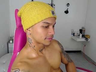leonardprice1 Live Webcam on CamSoda