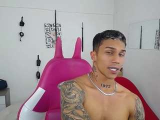leonardprice1 webcam model
