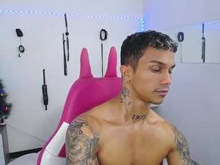  leonardprice1 chat room