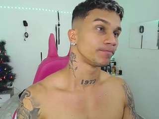 leonardprice1 webcam model