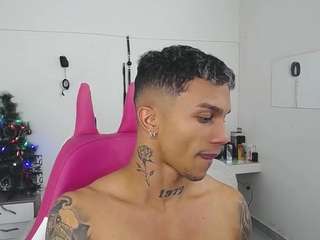 leonardprice1 Live Webcam on {site_name}