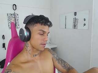 leonardprice1 webcam model