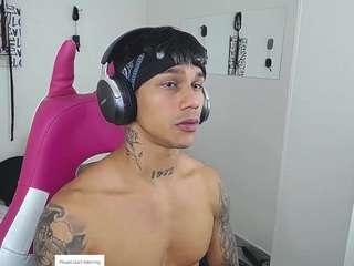 leonardprice1 live cam profile