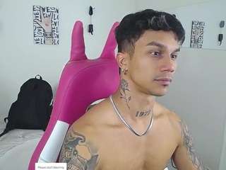 leonardprice1 webcam