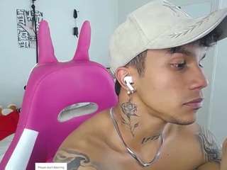 leonardprice1 webcam