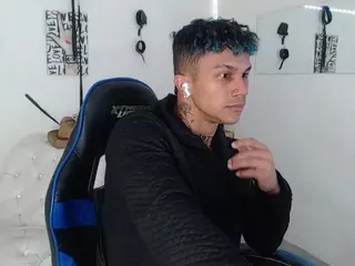 LeonardPrice1's Live Sex Cam Show