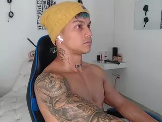 LeonardPrice1's Live Sex Cam Show