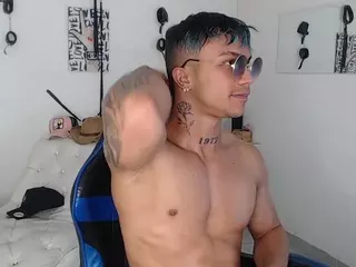 LeonardPrice1's Live Sex Cam Show