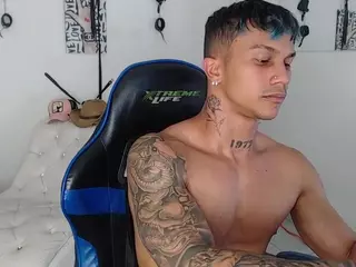 LeonardPrice1's Live Sex Cam Show