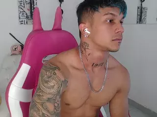 LeonardPrice1's Live Sex Cam Show