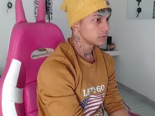 LeonardPrice1's Live Sex Cam Show