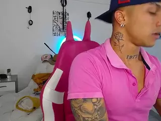 LeonardPrice1's Live Sex Cam Show