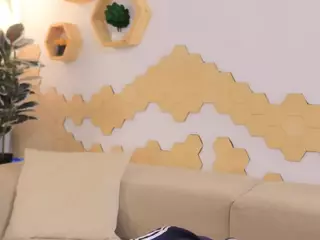 Maya-M's Live Sex Cam Show