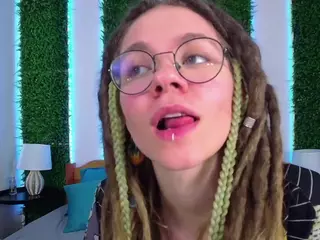 rin-skylar's Live Sex Cam Show