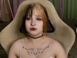 EricaMoon's Live Sex Cam Show
