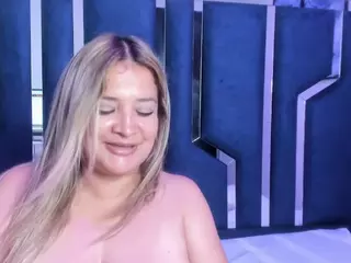 GrettaBelli's Live Sex Cam Show