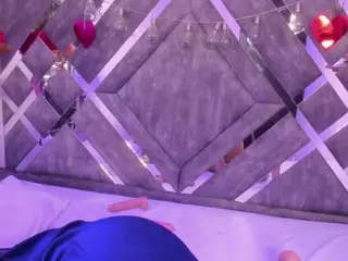 GrettaBelli's Live Sex Cam Show