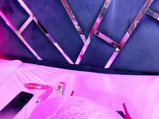GrettaBelli's Live Sex Cam Show
