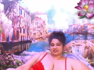 indianstar754u2's Live Sex Cam Show