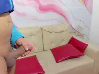 LindaBaarna's Live Sex Cam Show