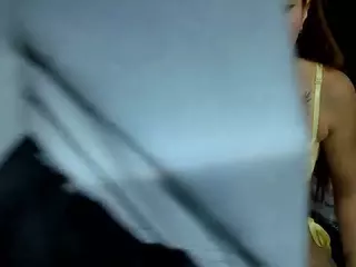 LindaBaarna's Live Sex Cam Show