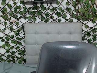 rouss-0 Live Webcam on CamSoda