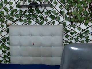 rouss-0 Live Webcam on CamSoda