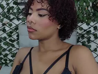 rouss-0's Live Sex Cam Show