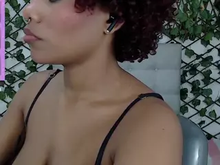 rouss-0's Live Sex Cam Show