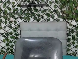 rouss-0's Live Sex Cam Show