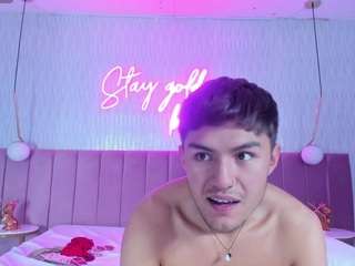 screttvelveet webcam