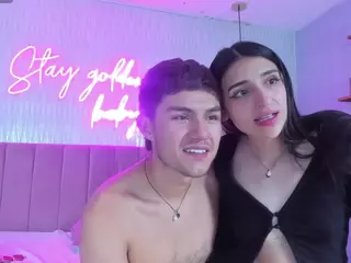 SCRETTVELVEET's Live Sex Cam Show