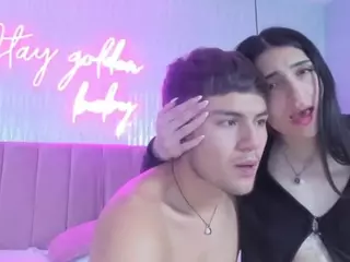 secretvelvetfx's Live Sex Cam Show