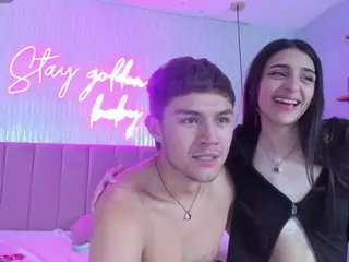 secretvelvetfx's Live Sex Cam Show