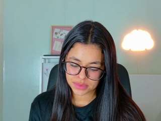 alaskarosse Live Webcam on CamSoda