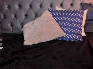 Anya-Belth live webcam on Soda Cams