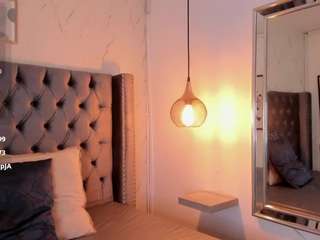 Anya-Belth live webcam on Soda Cams