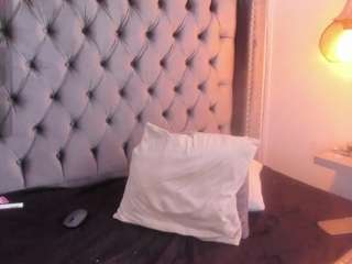 anya-belth live cam profile