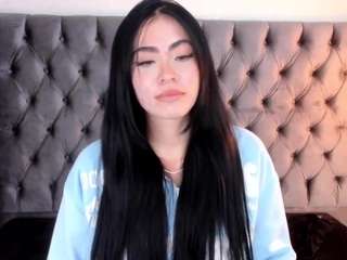 anya-belth live profile