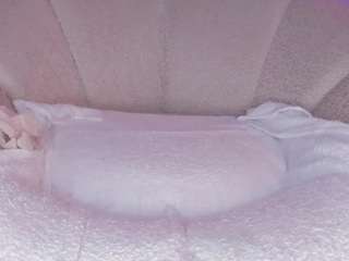 cuttehanna18 webcam model
