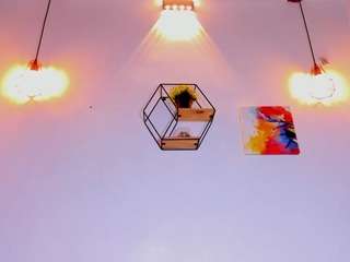 karlaliones99 webcam