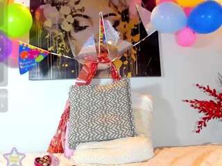 karlaliones99 live webcam show