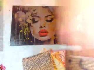 karlaliones99 live webcam show