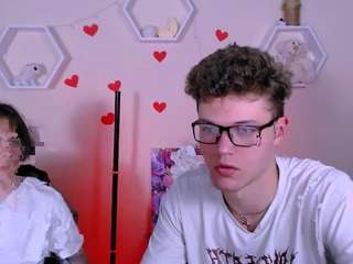 lucas-long Live Webcam on CamSoda