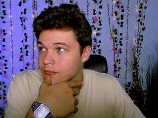 lucas-long webcam model
