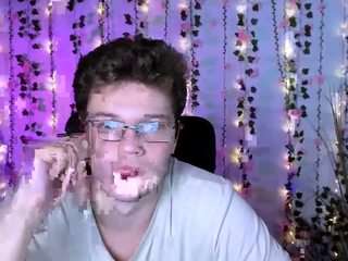 lucas-long from CamSoda is Freechat